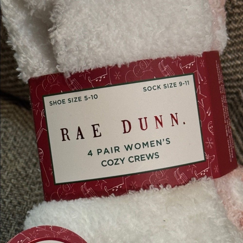 NWT Rae Dunn Christmas Holiday 4pk cozy White/Pink Cozy Socks Women’s Peace Love - Picture 3 of 6